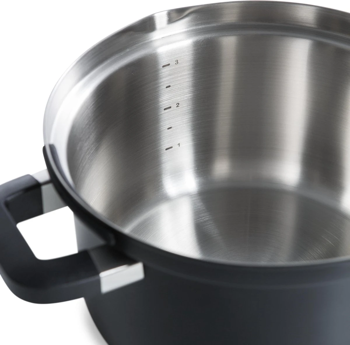 BK Flow Cool Black Glas Kookpannenset - 4-delig - Zwart - Glazen Deksel - Veilig Afgietsysteem - Inductie 8 BK Flow Cool Black Glas Kookpannenset - 4-delig - Zwart - Glazen Deksel - Veilig Afgietsysteem - Inductie - Afbeelding 6