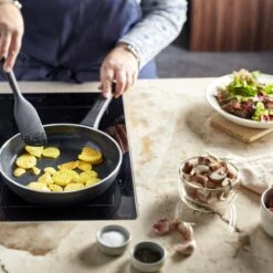 Demeyere Alu Classico 3 Koekenpan – Ceraforce Antikleefpan - Inductie – 20 Cm - PTFE En PFAS Vrij 12 Demeyere Alu Classico 3 Koekenpan – Ceraforce Antikleefpan - Inductie – 20 Cm - PTFE En PFAS Vrij -Keuken Potten Winkel 1200x1200 201