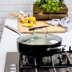 GreenPan Copenhagen Stoofpan Met Deksel En Extra Handvat 28cm/4.3L -Keuken Potten Winkel 1200x1200 285