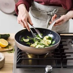 Greenpan Royal Wokpan Brons - 28 Cm -Keuken Potten Winkel 1200x1200 501