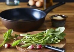 Tefal Resource Wokpan - Ø 28 Cm - Duurzaam -Keuken Potten Winkel 1200x857