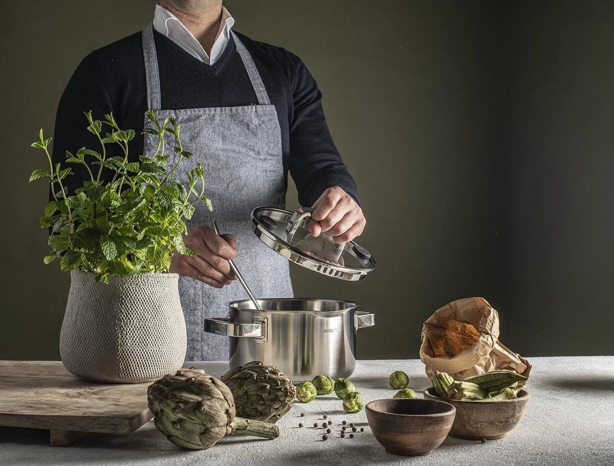 Sola Pannenset Juvia - 4 Delig - Ø 16,16,18,20 Cm - Zilver - RVS - Sandwichbodem 5 Sola Pannenset Juvia - 4 Delig - Ø 16,16,18,20 Cm - Zilver - RVS - Sandwichbodem - Afbeelding 3