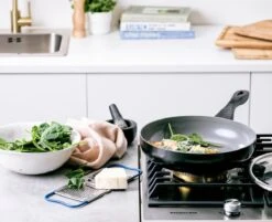 BK Easy Basic Ceramic Koekenpan Ø 30 Cm - Anti-aanbak - PFAS-vrij - Krasvast 16 BK Easy Basic Ceramic Koekenpan Ø 30 Cm - Anti-aanbak - PFAS-vrij - Krasvast -Keuken Potten Winkel 1200x976 1